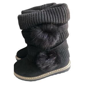 KIDS GIRL’S Toddlers “Link brand” Black Pom Poms Leggings Details.